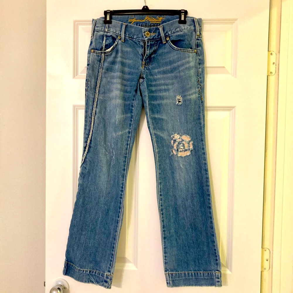 Old Navy. Women’s jeans . special edition Light Wash with rose. size -4
